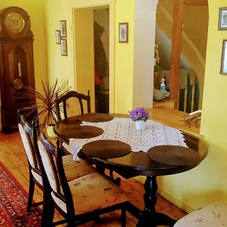 Apartman Under Cedar Sobótka